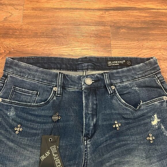 BLANKNYC Cropped Girlfriend Gemmed Jeans - Picture 8 of 13
